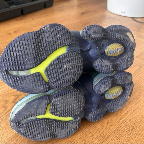 Nike LeBron 19 'Fast Food - Dutch Blue' basketball shoes. Size US 6.5 - Picture 13 of 14